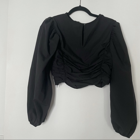 Forever 21 Long Sleeve Crop Top with Ruching - Picture 5 of 5